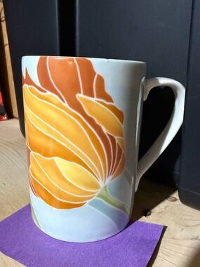 222 Fifth Spring Kiss
Replacement Ceramic Mug (Discontinued) 10oz